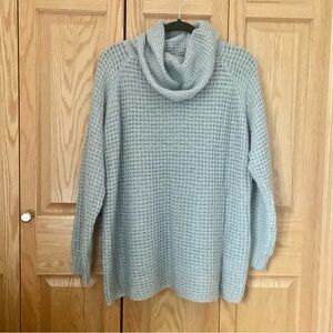 Suzanne Betro cowl neck sweater size large/xlarge